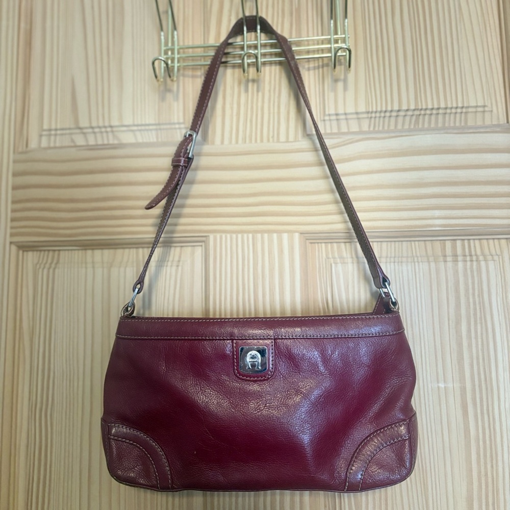 Vintage Etienne Aigner red leather shoulder bag